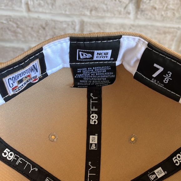 New Era 59Fifty New York Mets Fitted Hat Size 7 3/8 Red UV Final Season Patch - Picture 6 of 6